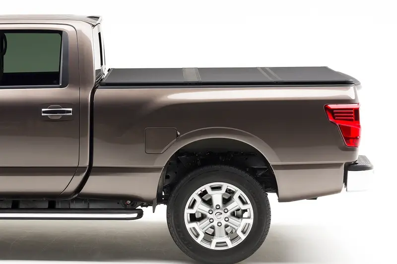 Extang Solidfold 2.0 Tonneau Cover – 8-Foot Model For Titan Trucks Without Utili-Track 1