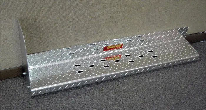 Owens Products 82023G Diamond-Plate Running Boards With Star Burst Grip – Aluminum, 4" Riser 1