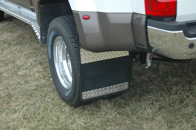 Owens Products Classic Dually Mud Flaps – Rubber With Diamond-Tread Aluminum Inserts, Fits 2017–2018 Ford F350 (19" X 24") 1